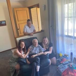 Meet your Posher, Beverly